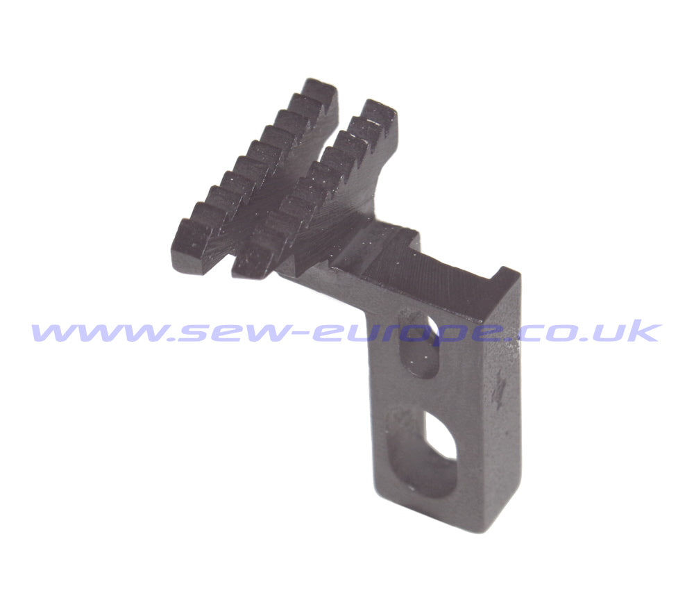 146744-001 MAIN FEED DOG 4MM CURLING = (S09348-001)
