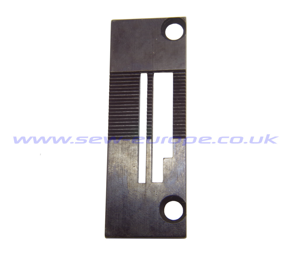 240025 DOUBLE ROW NEEDLE PLATE (10863)