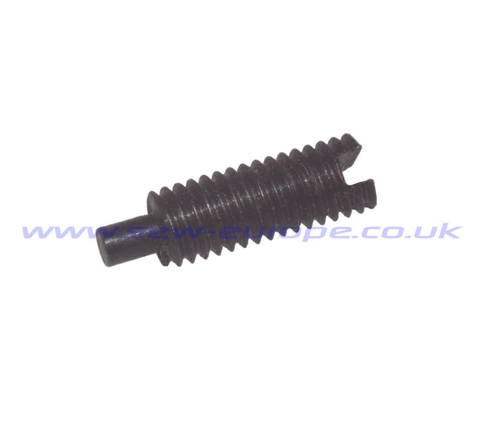 35 COUNTER BLADE SCREW